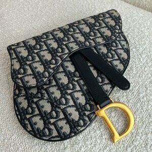 Dior clutch